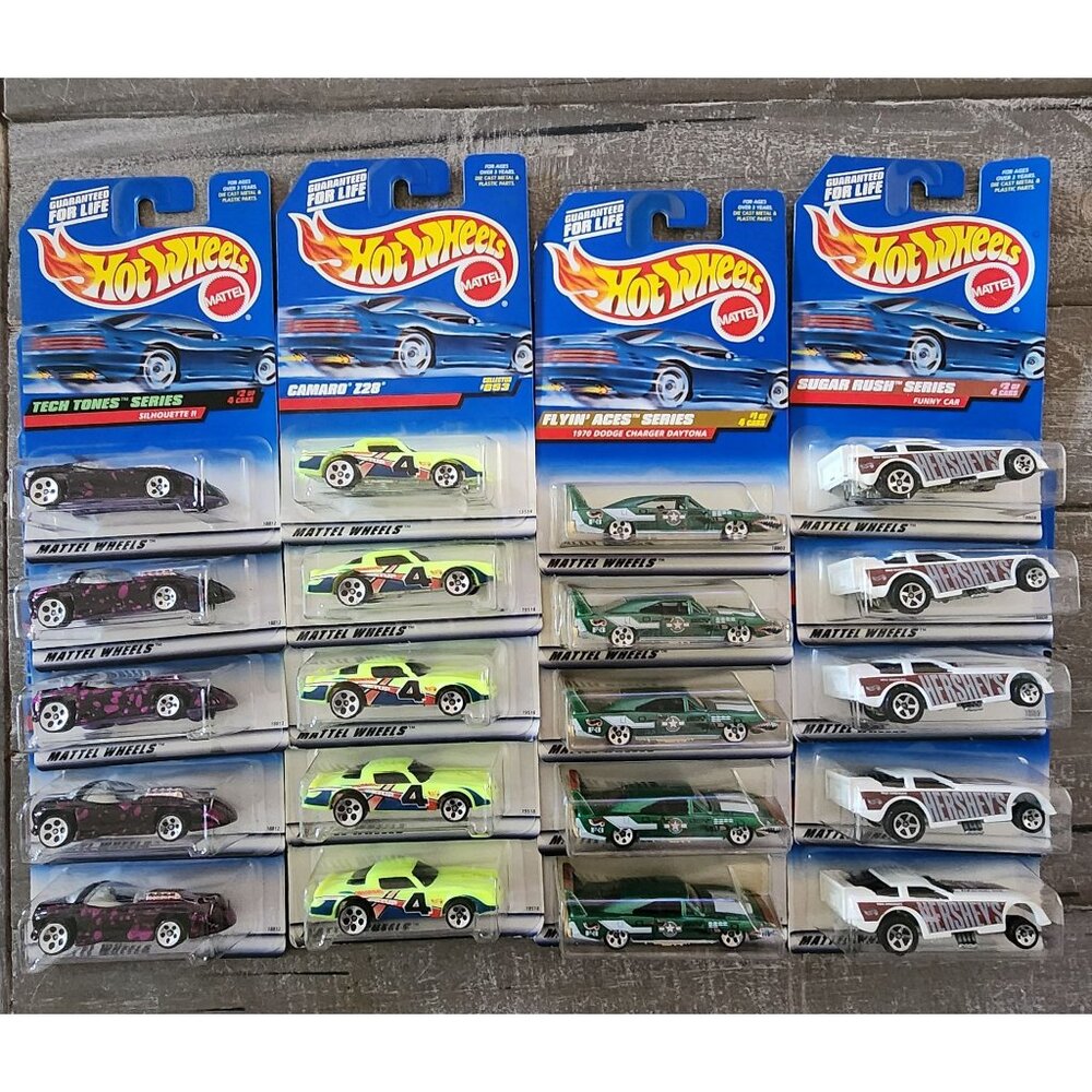 Hot Wheels Collector Cars Lot of 20 Die-cast‎ Cars Sugar Rush 1970 Dodge Charger